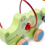 Imagen de Juego cocodrilo de madera de arrastre y motricidad fina Bigjigs