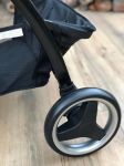 Imagen de Coche con babysilla con base Isofix Greet Biuco