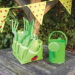 Imagen de Bolso de jardinería (palas/rastrillo/guantes/regadera) Bigjigs