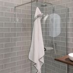 Imagen de Toalla grande de baño con mordillo  Doomoo- blanco