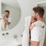Imagen de Toalla grande de baño con mordillo Doomoo- Beige