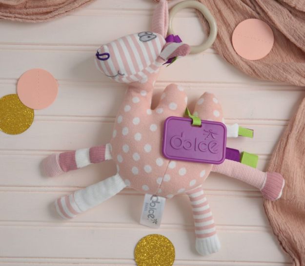Imagen de Colgante peluche Claire el Camello sensorial