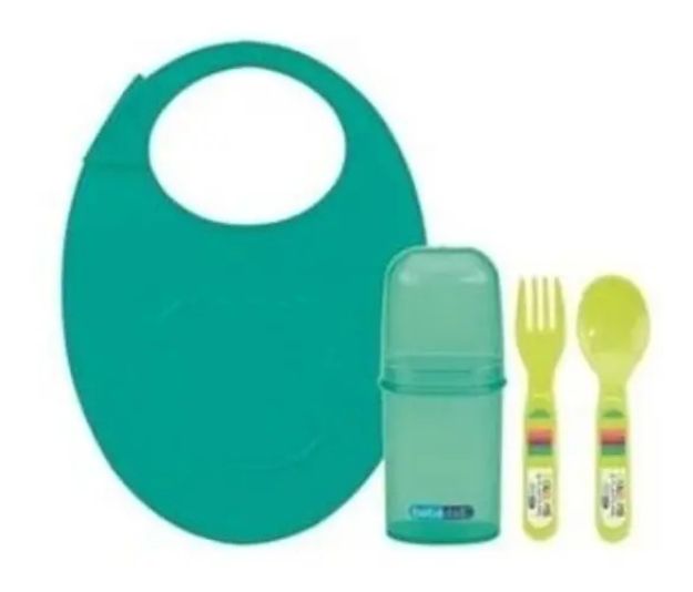 Imagen de Pack cubiertos y babero silicona con estuche Bebedue -verde